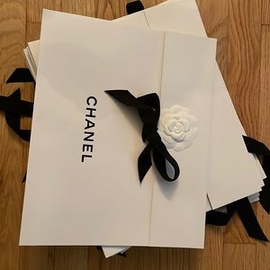 Chanel container cardboard
